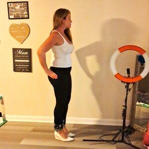 NWOT,Stretchy,Ebony-black,Skinny,Ankle Pants with White,Eyelet Ankle Trim🖤🤍